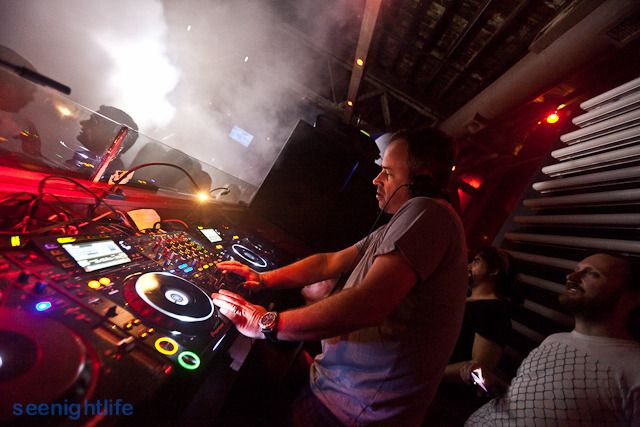 IMAGE: http://seenightlife.com/photos/11674/original_glenn-1656.jpg?1312833127