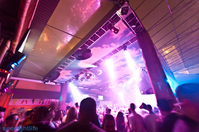 IMAGE: http://seenightlife.com/photos/16210/original_RP-1662.jpg?1327937937