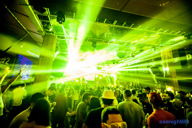 IMAGE: http://seenightlife.com/photos/19223/original_borisbday-3897.jpg?1335208174