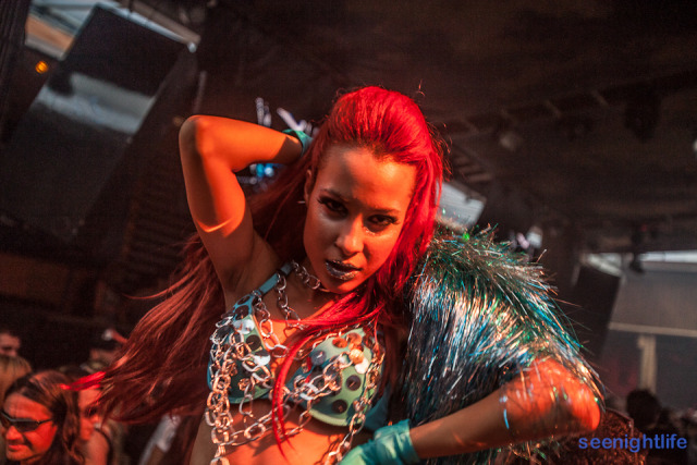 IMAGE: http://seenightlife.com/photos/19287/original_space-4954.jpg?1335800146