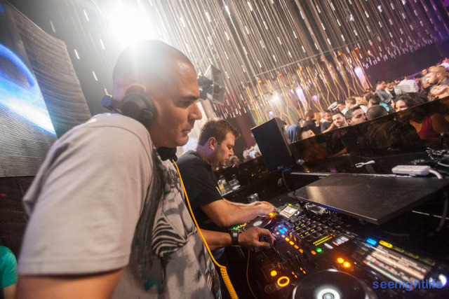 IMAGE: http://seenightlife.com/photos/20081/original_roland-1025.jpg?1338386463