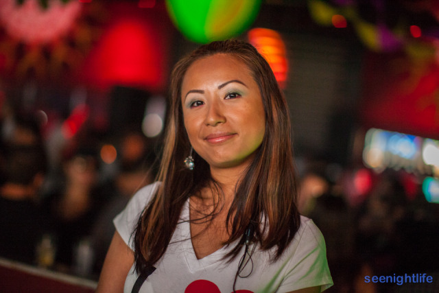 IMAGE: http://seenightlife.com/photos/23094/original_lostios2012-9341.jpg?1349719133