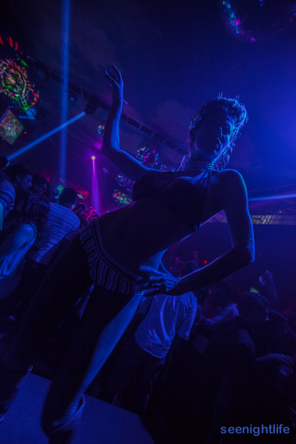 IMAGE: http://seenightlife.com/photos/27765/original_tmb-8009.jpg?1367257290