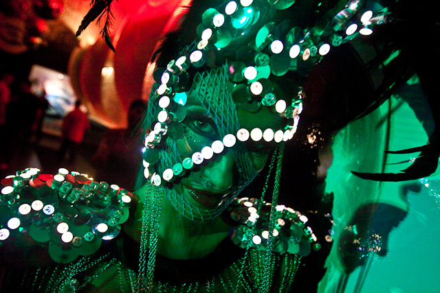 IMAGE: http://seenightlife.com/photos/9294/original_space10-2495.jpg?1274710761